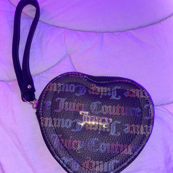 Juicy couture heart wristlet - Picture 3 of 4